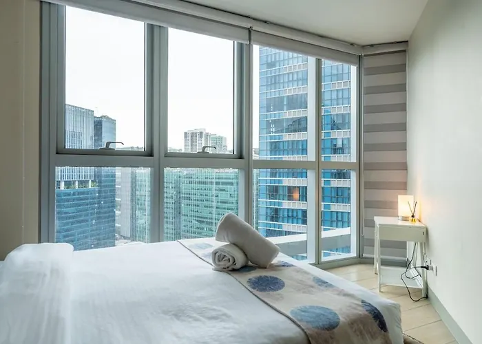 Apartment Uptown Parksuites Bgc Stylish 2br Fast Wifi Washer Balcony *
