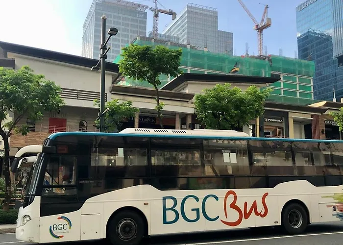 Uptown Parksuites Bgc Stylish 2br Fast Wifi Washer Balcony Manila