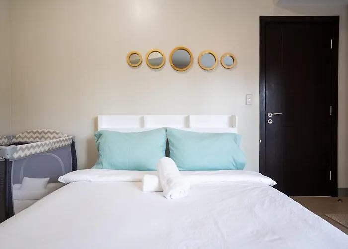 Apartment Uptown Parksuites Bgc Stylish 2br Fast Wifi Washer Balcony