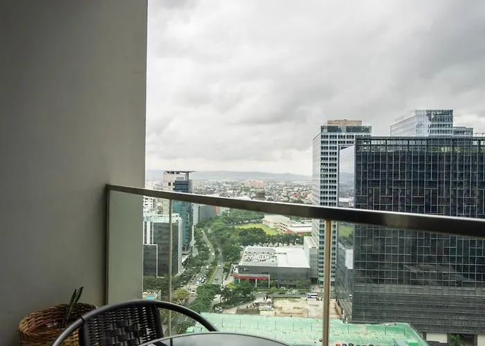 Uptown Parksuites Bgc Stylish 2br Fast Wifi Washer Balcony * Manila