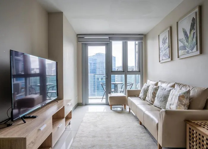 Apartment Uptown Parksuites Bgc Stylish 2br Fast Wifi Washer Balcony *