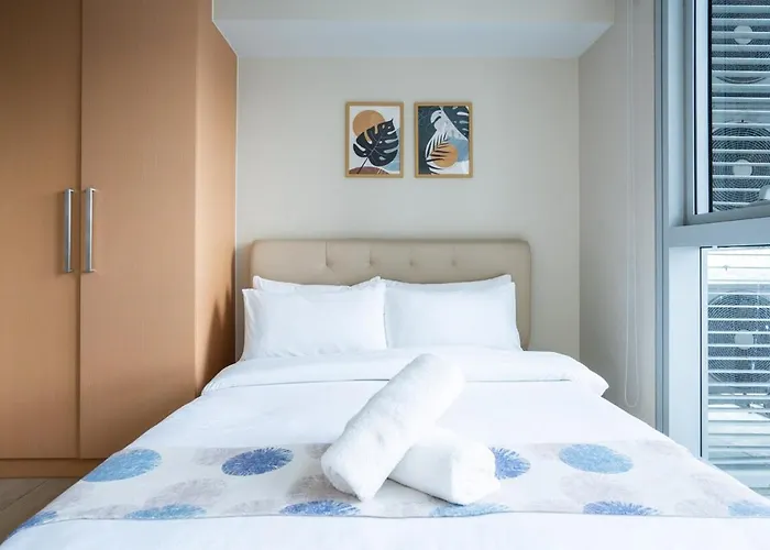 Uptown Parksuites Bgc Stylish 2br Fast Wifi Washer Balcony