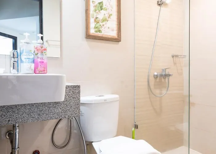 Apartment Uptown Parksuites Bgc Stylish 2br Fast Wifi Washer Balcony