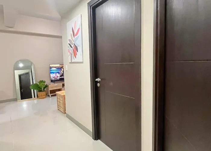 Apartment Uptown Parksuites Bgc Stylish 2br Fast Wifi Washer Balcony Manila