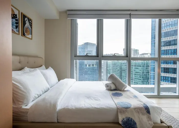 Apartment Uptown Parksuites Bgc Stylish 2br Fast Wifi Washer Balcony Manila