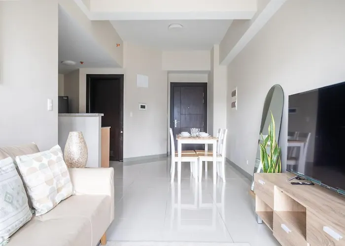 Apartment Uptown Parksuites Bgc Stylish 2br Fast Wifi Washer Balcony *
