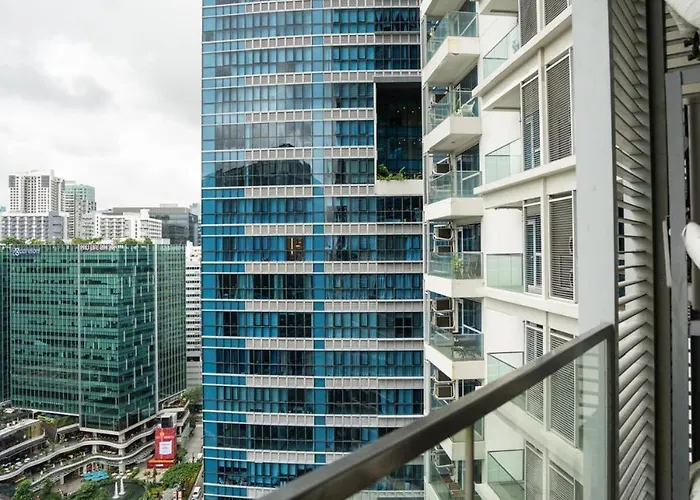 Uptown Parksuites Bgc Stylish 2br Fast Wifi Washer Balcony *